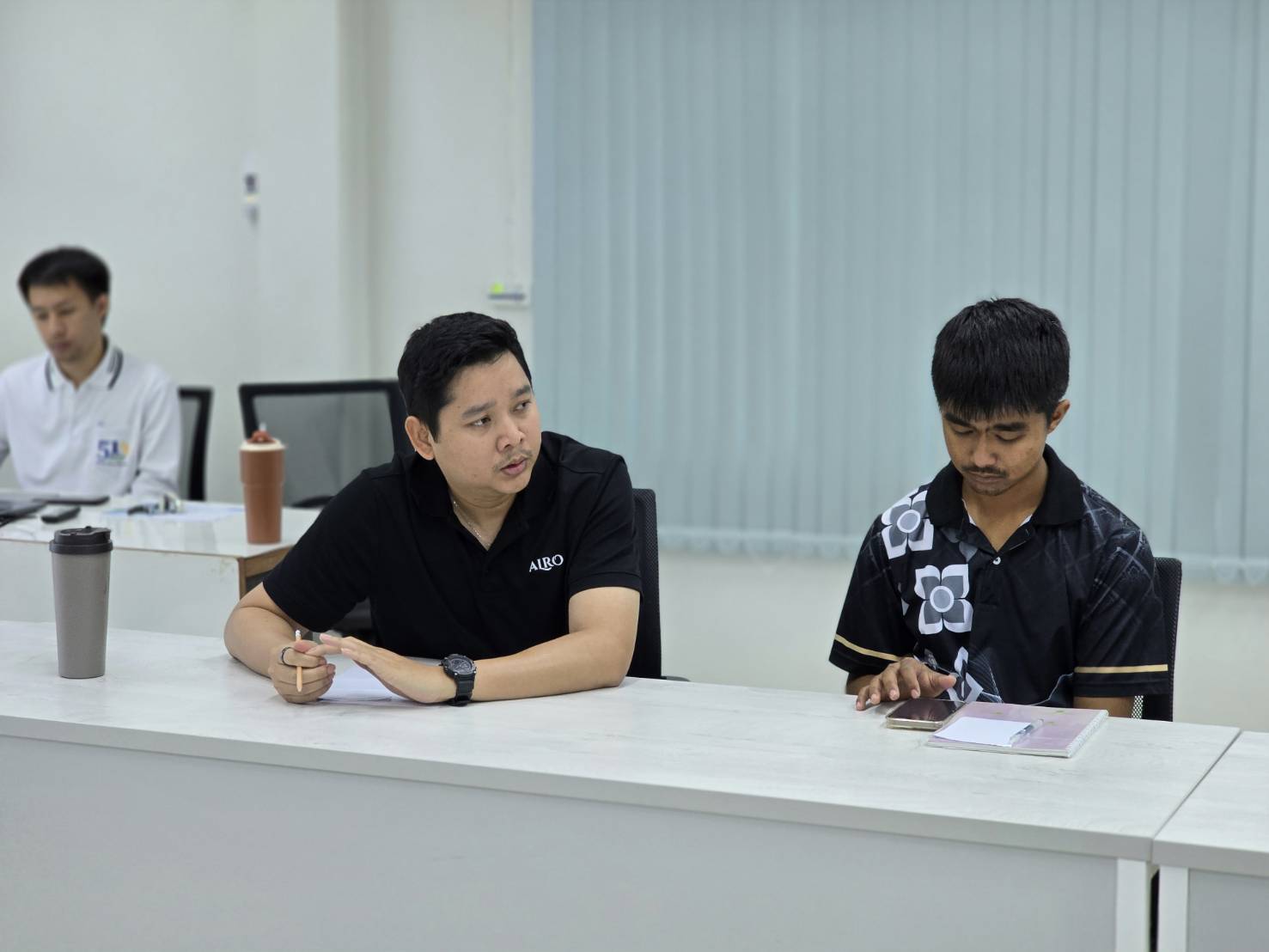 title - ปฏิรูปที่ดินจังหวัดเพชรบุรี พร้อมด้วย เจ้าหน้าที่ ส.ป.ก.เพชรบุรี ร่วมประชุมตรวจติดตามความก้าวหน้าผลการดำเนินงานตามแผนการตรวจราชการของผู้ตรวจราชการสำนักงานการปฏิรูปที่ดินเพื่อเกษตรกรรม (นางสาวพจนันท์ กองมาก) ประจำปีงบประมาณ พ.ศ. 2569 รอบที่ 2